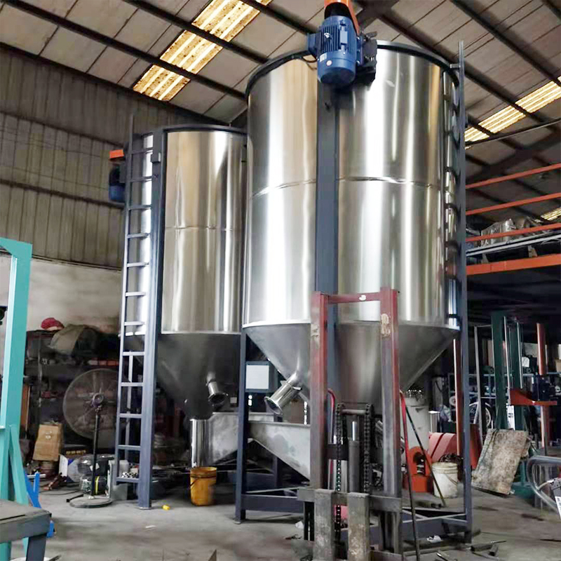 塑料攪拌機(jī)使用注意事項